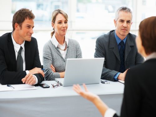 Có Nên Mua Bằng Đại Học Giả Và Sử Dụng Bằng Giả Hay Không ?