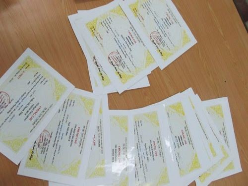 Những Khó Khăn Mà Bạn Sẽ Gặp Phải Khi Không Có Bằng Đại Học