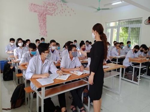 Làm Bằng Đại Học Chính Quy Bao Công Chứng Cả Nước