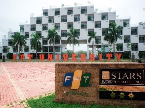 Có Nên Làm Bằng Đại Học FPT Không ?