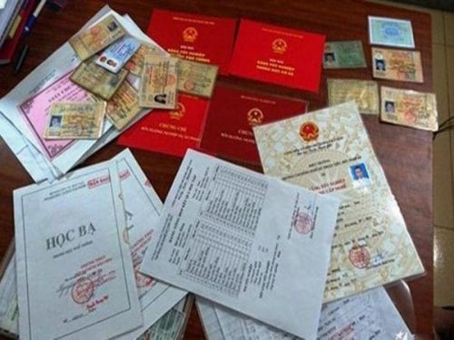 Làm Bằng Đại Học Liên Thông Hay Chính Quy ? Nên Chọn Loại Nào ?