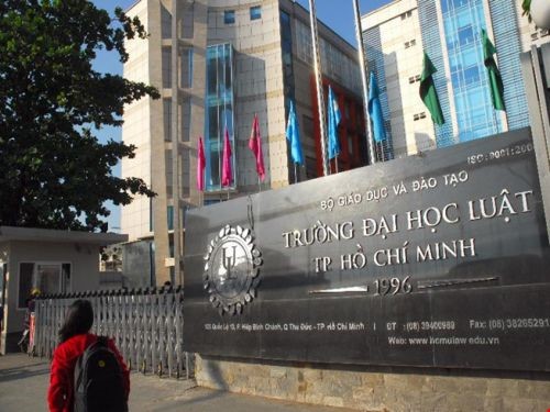 Làm Bằng Đại Học Luật - Ngành Dễ Xin Được Việc Lương Cao