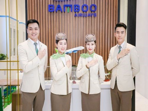 Tiếp Viên Hàng Không Có Cần Bằng Đại Học Không, Điều Kiện Là Gì ?