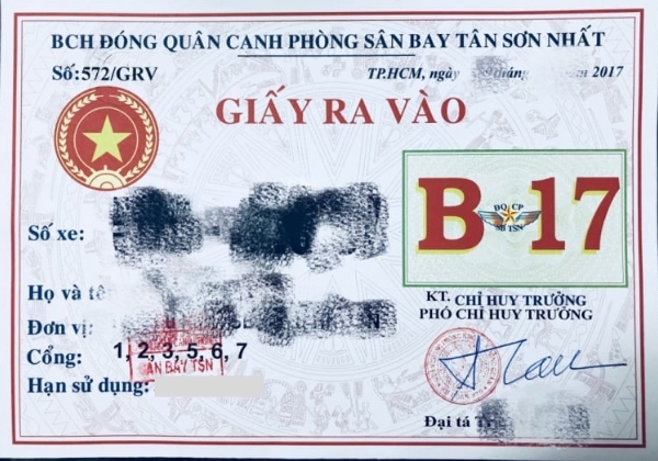 Phù hiệu xe ra vào sân bay