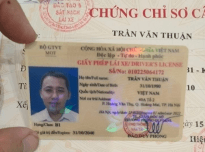 Mẫu bằng lái xe ô tô hạng B1 - Mặt trước